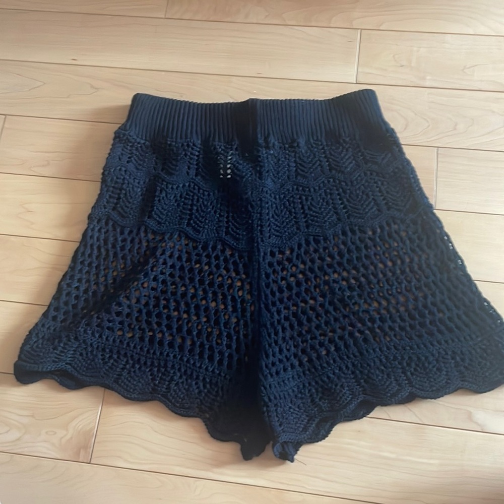 NWOT Crochet shorts